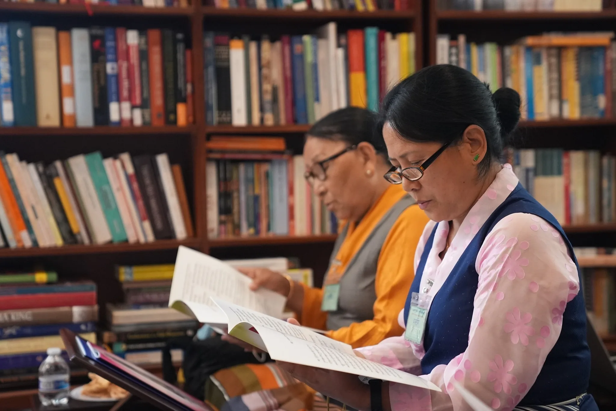 Community reading circle